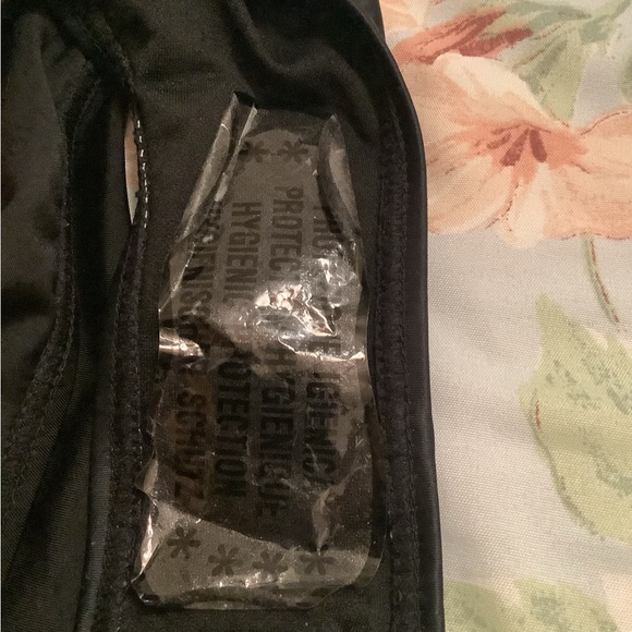 CHARM Leaks one piece flattering-fit pink black size S straps secure for swim💕 - Picture 9 of 10